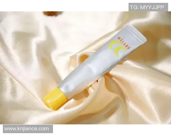 足球明星推荐的洗面奶让你的肌肤如同球场上的明星般光彩照人 足球明星推荐的洗面奶让你的肌肤如同球场上的明星般光彩照人